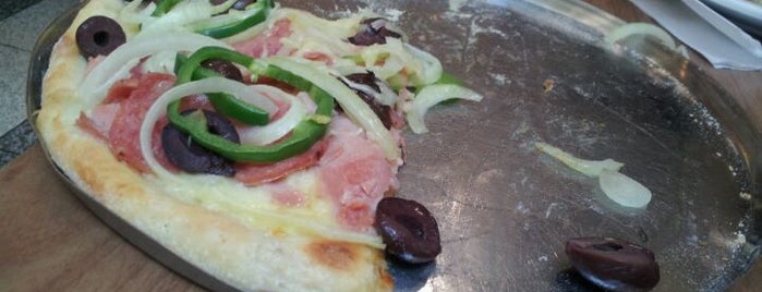 Pizza Pazza is one of Belo Horizonte, MG.