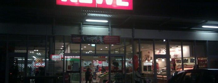 REWE is one of Germanさんのお気に入りスポット.