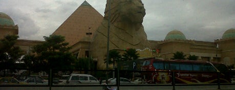 Sunway Pyramid is one of Best Places in Klang Valley.