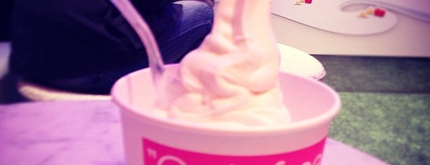 Snog Pure Frozen Yogurt is one of Specials.