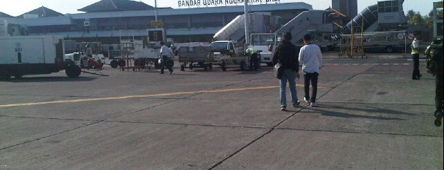 응우라라이 공항 (DPS) is one of Airports in Indonesia.