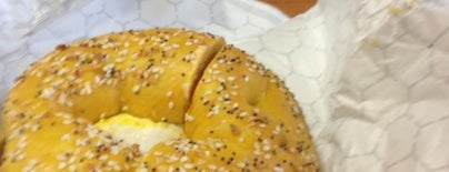 New York Water Bagel Company is one of Schmear Badge.
