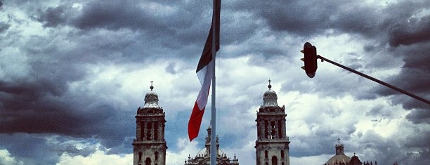 Plaza de la Constitución (Zócalo) is one of 101 Mexico City musts!.