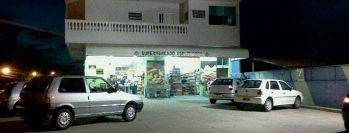 Esplendore Supermercado is one of Lugares favoritos de Rodrigo.