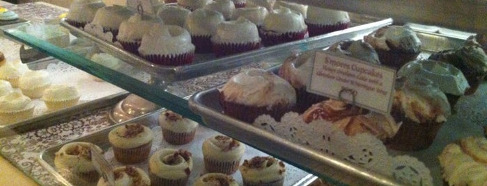Magnolia Bakery is one of Home.