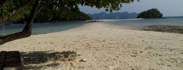 อ่าวน้ำเมา is one of Guide to the best spots in Krabi.|เที่ยวกระบี่.
