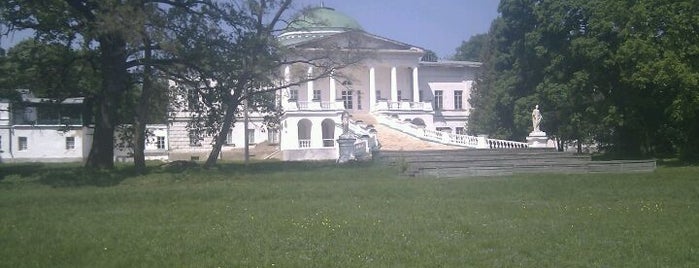 Галаганівський палац is one of สถานที่ที่ Андрей ถูกใจ.