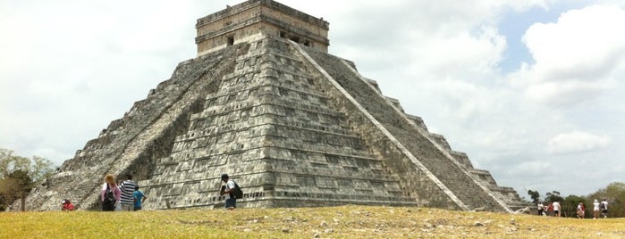 Chichén Itzá Archeological Zone is one of Dream Destinations.