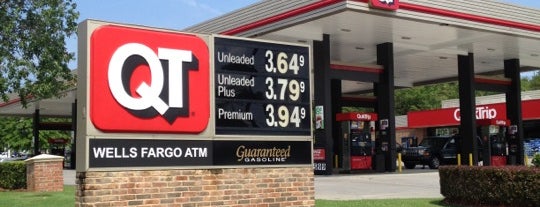 QuikTrip is one of Lugares favoritos de Sandra.