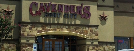 Cavender's Boot City is one of สถานที่ที่ David ถูกใจ.