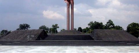 Monumen Bandung Lautan Api is one of Taman Kota Bandung.