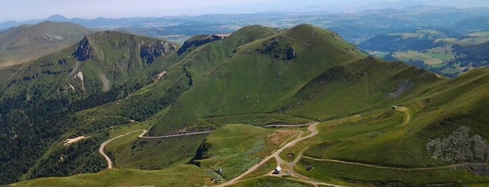 Pied du Sancy is one of Davidさんのお気に入りスポット.