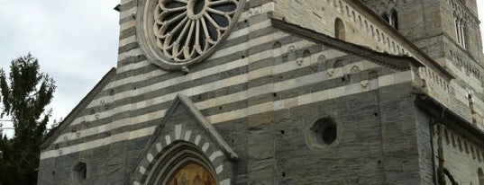 Basilica Dei Fieschi is one of 3 Minuti di ... Itinerari in Liguria.