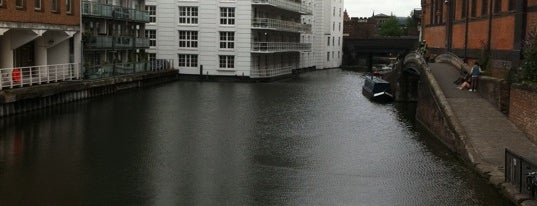 Camden Stables Market is one of (anything) in London.