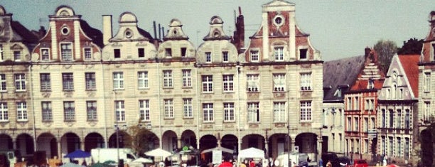 Grand'Place is one of Lieux qui ont plu à Serhan.