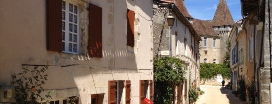 Saint-Jean-de-Côle is one of Les Plus Beaux Villages de France.