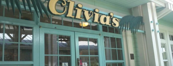 Olivia's Café is one of Orte, die M. gefallen.