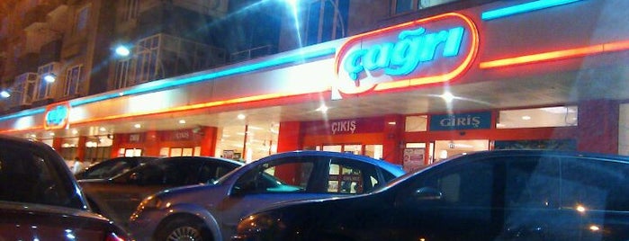 Çağrı Hipermarket is one of Posti che sono piaciuti a TUNGAERALP.