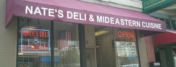 Nate's Deli is one of Matiasさんの保存済みスポット.