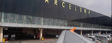 Bandar Udara Internasional Barcelona-El Prat (BCN) is one of Airports 空港.