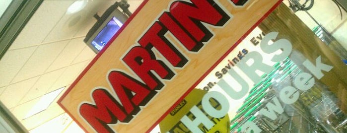 Martin's is one of Orte, die Lucky gefallen.