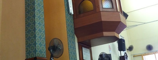 Masjid Putra Nilai is one of Dinos : понравившиеся места.