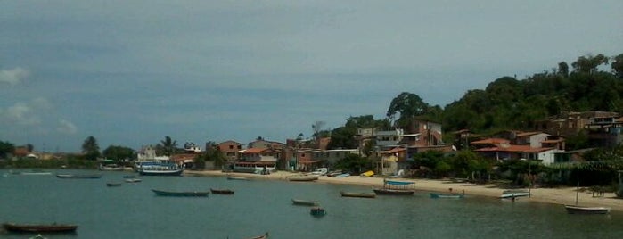 Ilha de Itaparica is one of Points de Salvador.