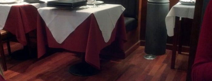 Rioja Restaurant is one of สถานที่ที่ Marcelo ถูกใจ.