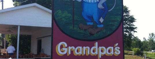 Grandpa's CheeseBarn is one of Orte, die Quinton gefallen.