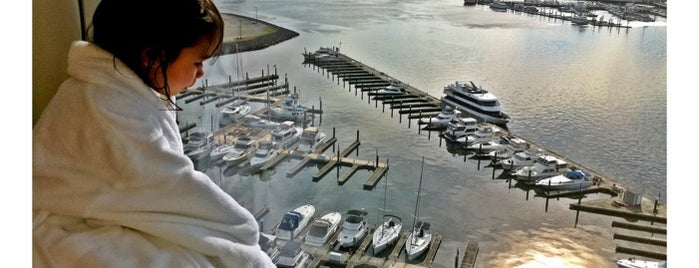 Executive Suite with Harbor View at Four Seasons Hotel Baltimore is one of Treat Yo Self!.