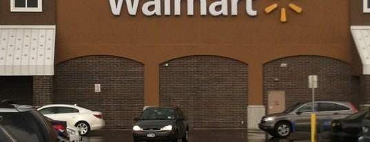 Walmart Supercenter is one of Tempat yang Disimpan Ultressa.