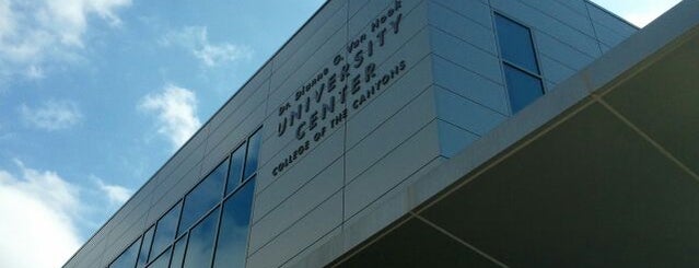 University Center is one of Orte, die Juana gefallen.