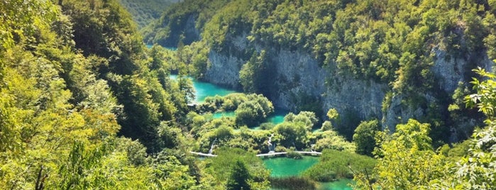Parc National des lacs de Plitvice is one of The Bucket List.