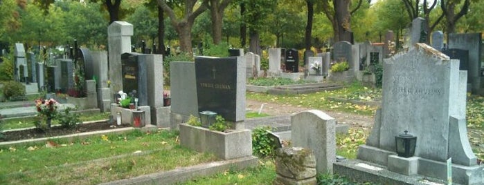 Cementerio central de Viena is one of Exploring Vienna (Wien).