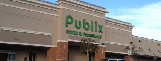 Publix is one of Karina 님이 저장한 장소.