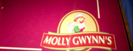 Molly Gwynnz Pub is one of Бары / Кафешки / Клубы.
