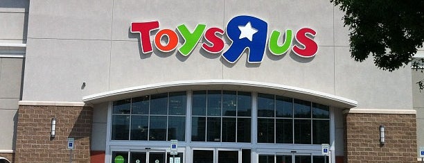 Toys"R"Us / Babies"R"Us is one of Posti salvati di Marcos.