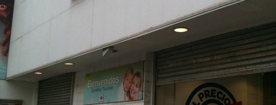 Carrefour 25 de Mayo is one of Supermercados en San Miguel de Tucuman.