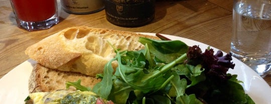 Le Pain Quotidien is one of Lunchtime with WR.