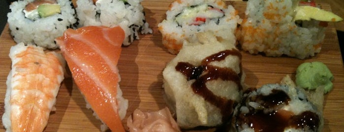 Y&R Sushi Creativo is one of Japos.