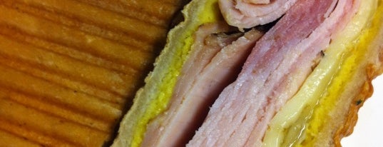 Fozzie's Sandwich Emporium is one of Posti che sono piaciuti a ᴡ.
