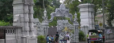 Saranrom Park is one of Unseen Bangkok.