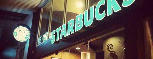 Starbucks is one of สถานที่ที่ Eric ถูกใจ.