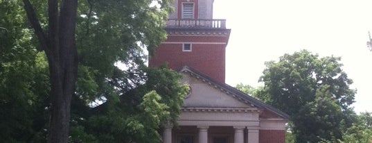 Davidson College is one of Ayanさんのお気に入りスポット.