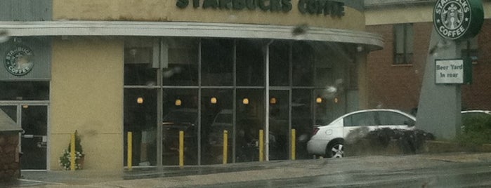 Starbucks is one of Lugares favoritos de Conor.