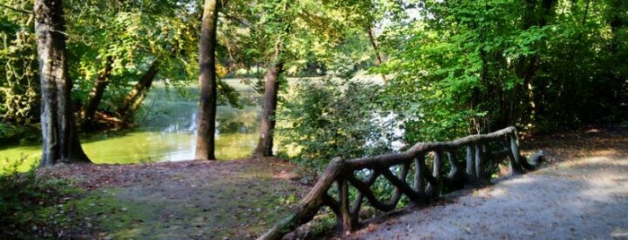 Bronnenpark / Parc des Sources is one of Woluwé-Saint-Lambert, Belgique.