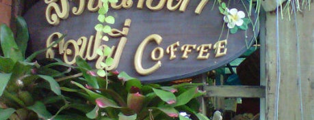 Fresh Coffee & Beverages is one of ╭☆╯Coffee & Bakery ❀●•♪.。.