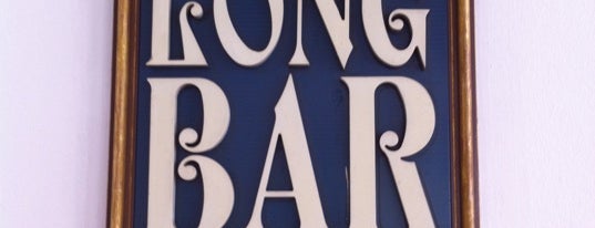 Long Bar is one of What's nearby/in Swissôtel the Stamford?.