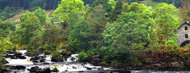 Falls Of Dochart is one of Brandon : понравившиеся места.