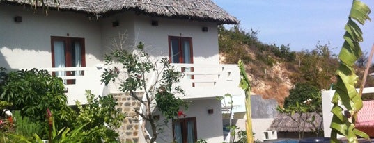 Mui Ne Hills Guest House is one of Vietnam favorites by Jas.